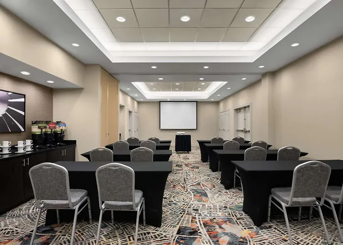 Embassy Suites By Hilton Newark Airport